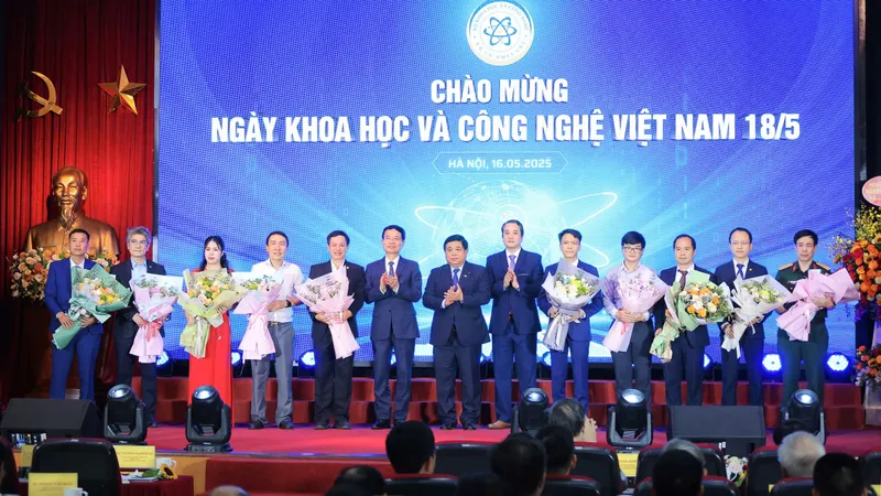 Phó Thủ tướng Nguyễn Chí Dũng: Cởi trói tối đa tiềm năng KH-CN đất nước