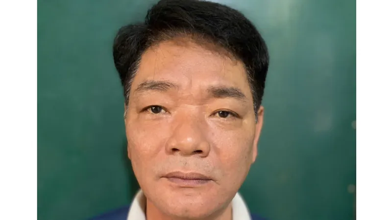 Khởi tố đối tượng làm giả số lượng lớn tất nhãn hiệu nước ngoài