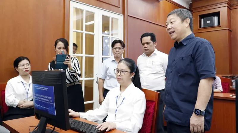 Xây dựng môi trường công vụ TPHCM mới chuyên nghiệp, hiện đại