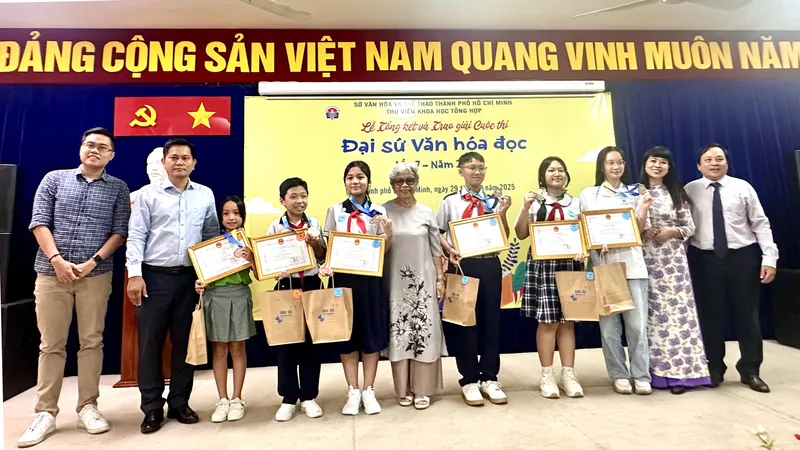 Trao giải Cuộc thi Đại sứ Văn hóa đọc năm 2025
