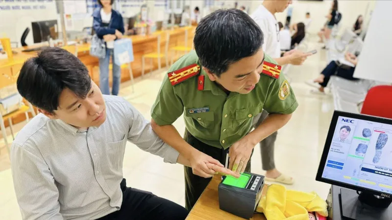 Cấp tài khoản định danh điện tử mức độ 2 cho người nước ngoài cư trú tại Việt Nam