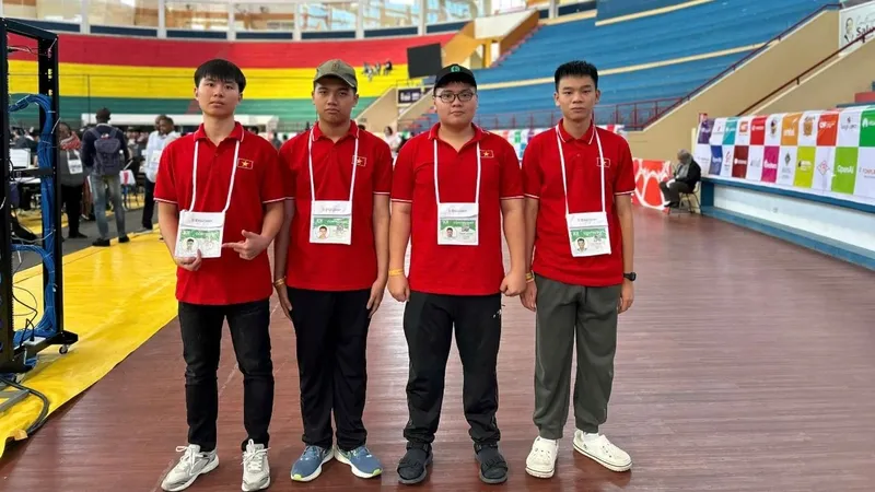 Đội tuyển học sinh Việt Nam tại Olympic Tin học quốc tế năm 2025
