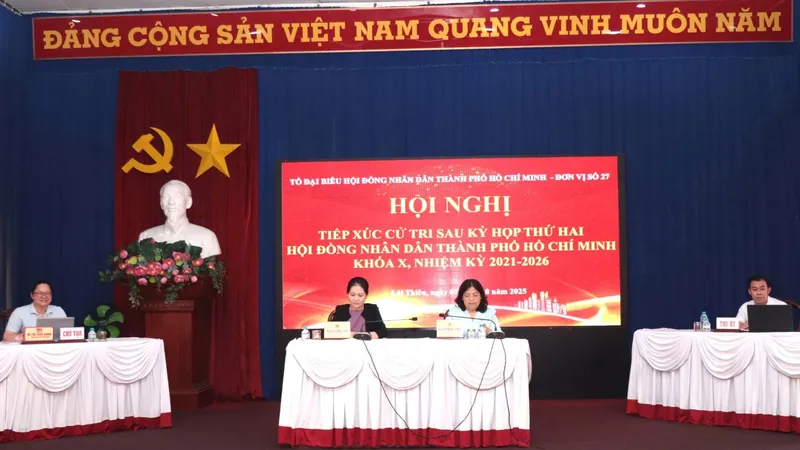 Đại biểu HĐND TPHCM tiếp xúc cử tri phường Lái Thiêu