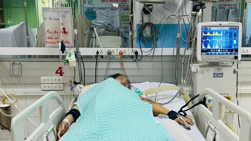 Hai người trẻ "thập tử nhất sinh", máu cô đặc vì sốt xuất huyết