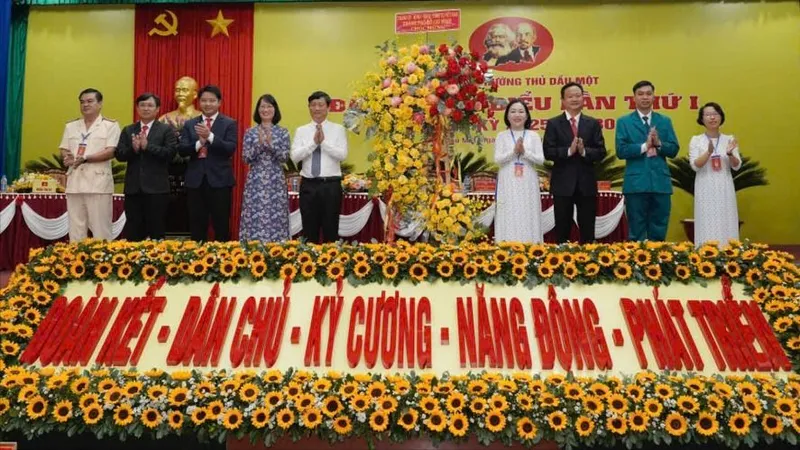 Đồng chí Nguyễn Thu Cúc giữ chức Bí thư Đảng ủy phường Thủ Dầu Một (TPHCM)