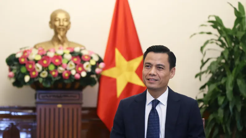 Thứ trưởng Bộ Ngoại giao Đặng Hoàng Giang