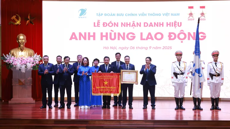 VNPT kỷ niệm 80 năm Ngày truyền thống và đón nhận danh hiệu Anh hùng lao động lần thứ 2