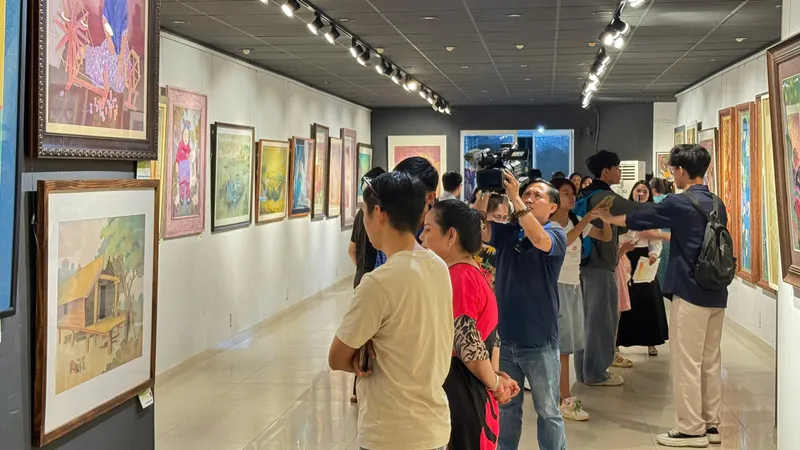 Sức hút mới của tranh lụa