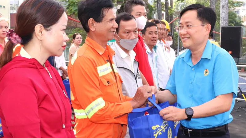 Hàng ngàn tỷ đồng chăm lo thiết thực thanh niên công nhân