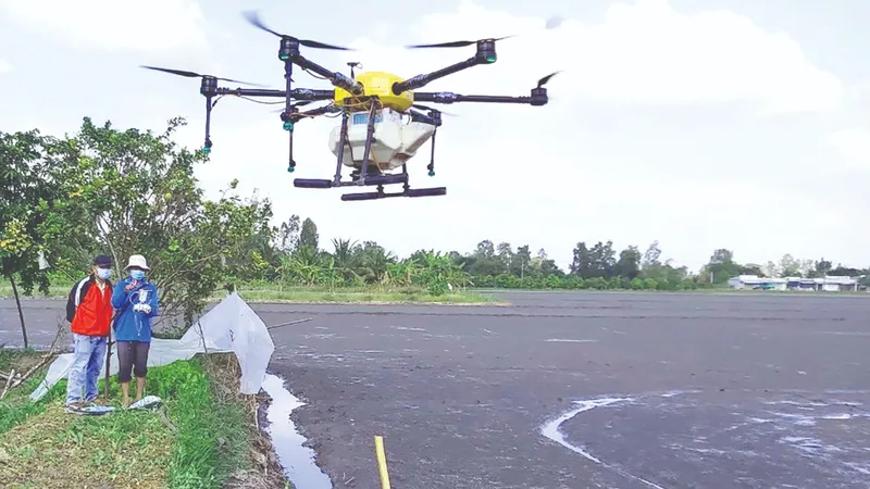 6.000 drone trở thành trợ thủ đắc lực của nhà nông