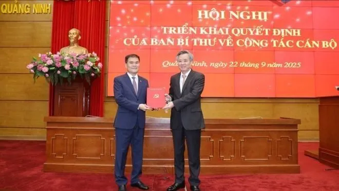 Thứ trưởng Bộ Tài chính Bùi Văn Khắng giữ chức Chủ tịch UBND tỉnh Quảng Ninh