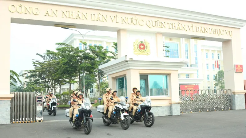 Ngày đầu ra quân, CSGT TPHCM phạt gần 1.700 trường hợp vi phạm
