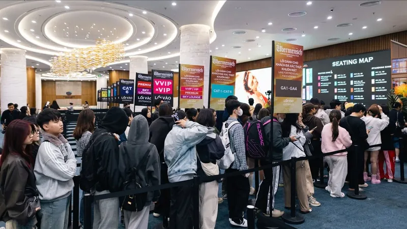 Fan đổ về Ocean City check in G-DRAGON 2025 WORLD TOUR [Übermensch] IN HANOI, háo hức chờ concert lịch sử