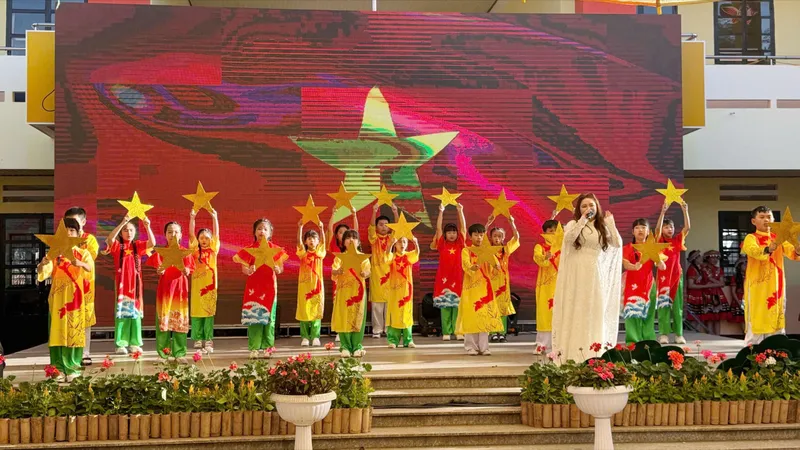 Lâm Đồng: Sôi nổi hội thi văn nghệ chào mừng ngày Nhà giáo Việt Nam