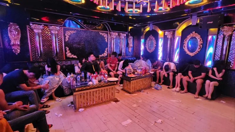 Đề nghị khởi tố 85 người trong vụ tổ chức sử dụng ma túy ở quán karaoke