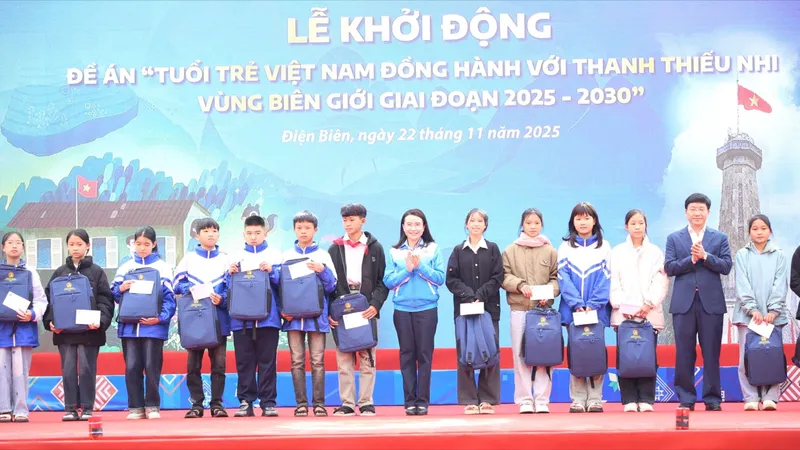 Trung ương Đoàn triển khai các hoạt động đồng hành với học sinh biên giới