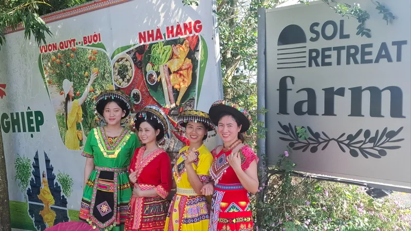 Nông trang xanh mát giữa lòng đô thị TPHCM