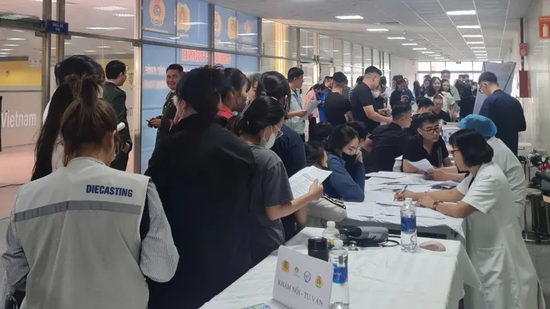 Khám bệnh miễn phí cho 15.000 công nhân lao động