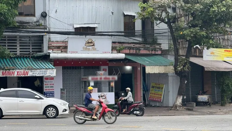 Tạm ngưng chuỗi cơ sở bánh mì nghi gây ngộ độc thực phẩm ở Quảng Ngãi