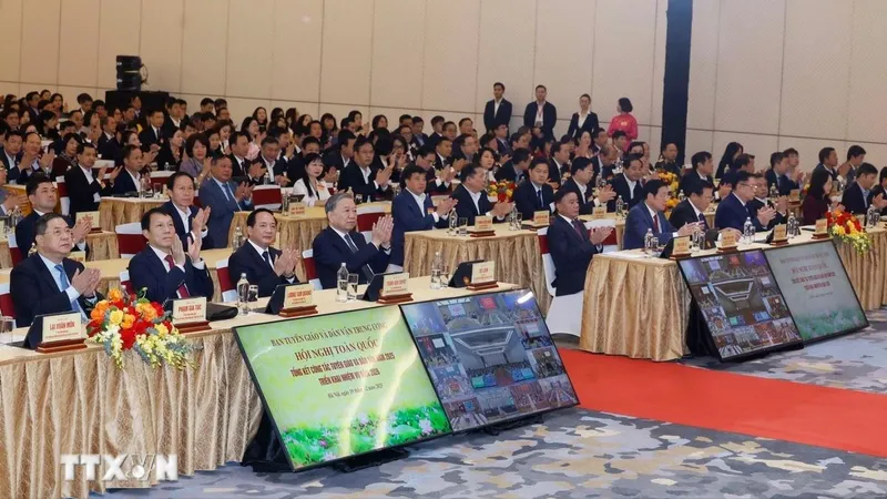Tổng Bí thư Tô Lâm và các đại biểu dự hội nghị toàn quốc tổng kết công tác tuyên giáo và dân vận năm 2025, triển khai nhiệm vụ năm 2026. Ảnh: TTXVN