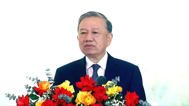 Quân đội nhân dân vững bước dưới cờ Đảng quang vinh 