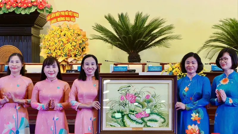 Hội LHPN TPHCM tiếp tục phát huy tốt hơn nữa vai trò tiên phong về đổi mới, sáng tạo