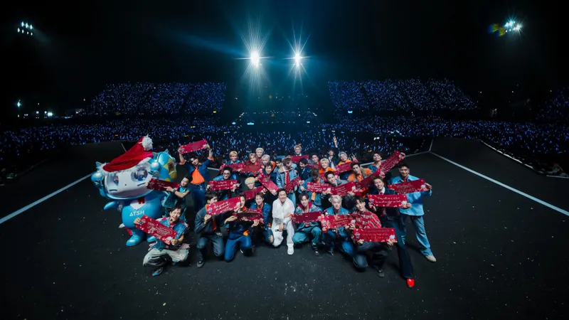 “Biển” người hòa vào concert Anh trai “say hi” 2025