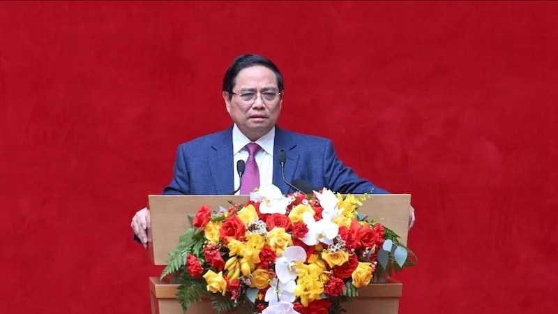 Bảo đảm kết hợp chặt chẽ giữa phát triển kinh tế - xã hội với quốc phòng - an ninh