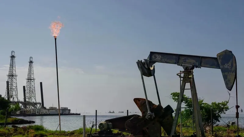 Các công ty dầu mỏ lớn của Mỹ cam kết đầu tư tại Venezuela