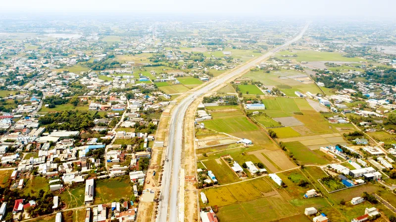 Gỡ “điểm nghẽn” mặt bằng, giải cứu dự án trọng điểm