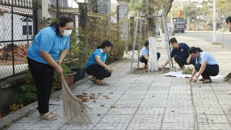 Chung tay "khoác áo mới" cho khu dân cư