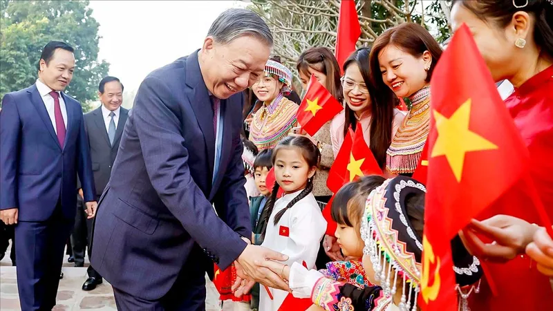 Khánh thành Nhà tưởng niệm Chủ tịch Hồ Chí Minh tại Di tích Đồi E2