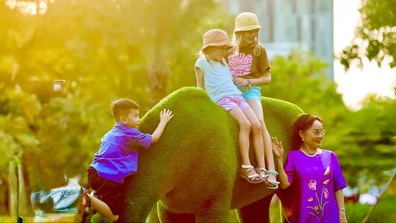 Thành phố Hồ Chí Minh: Rạng ngời sắc xuân Bính Ngọ