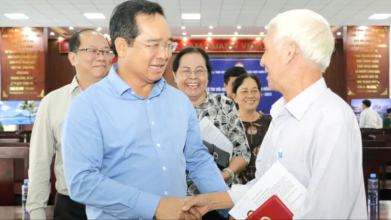 Chủ tịch UBND TPHCM Nguyễn Văn Được: Phát triển kinh tế phải đi đôi với bảo đảm an sinh xã hội