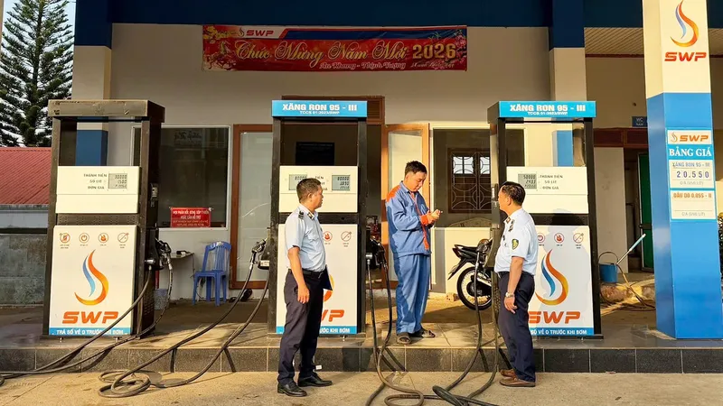 Vì sao vẫn chưa sử dụng Quỹ Bình ổn giá xăng dầu?