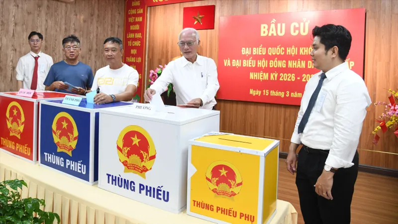 Đến 14 giờ 15 phút, 80,63% cử tri đã tham gia bỏ phiếu