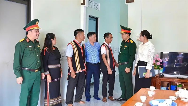 Ấm áp những căn nhà vùng biên