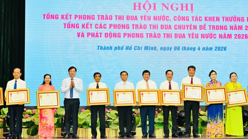 TPHCM phát động thi đua yêu nước gắn với mục tiêu tăng trưởng 2 con số