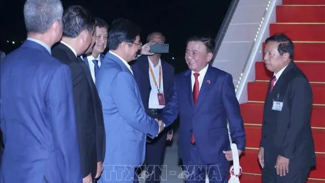 Thường trực Ban Bí thư Trần Cẩm Tú bắt đầu thăm chính thức Vương quốc Campuchia