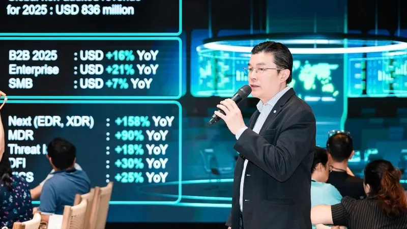 Đại diện Kaspersky công bố hoạt động của tập đoàn này trong sự kiện vừa được tổ chức tại TPHCM.