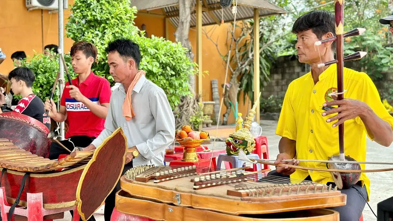 Rộn ràng Tết cổ truyền Chôl Chnăm Thmây tại TPHCM