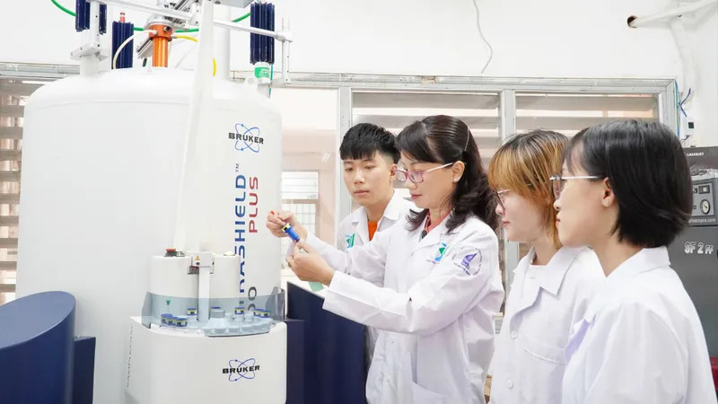 Khơi thông nguồn lực, đưa giáo dục đại học vươn tầm