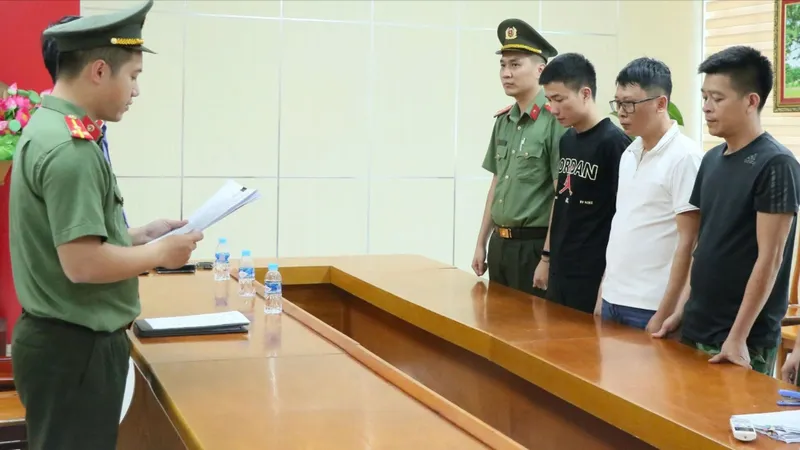 Triệt phá đường dây chế tạo, mua bán trái phép vũ khí quân dụng quy mô lớn 