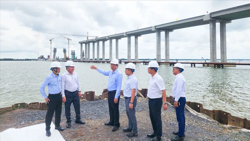 Tăng tốc thi công cầu Đại Ngãi 1, phấn đấu thông tuyến năm 2027