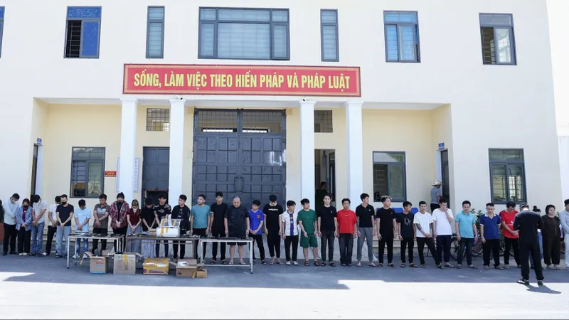 Các đối tượng liên quan trong đường dây