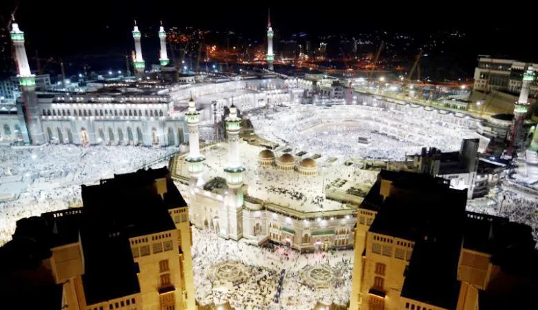 Đại thánh đường Al-Masjid Al-Haram ở thánh địa Mecca, Saudi Arabia. Ảnh: REUTERS