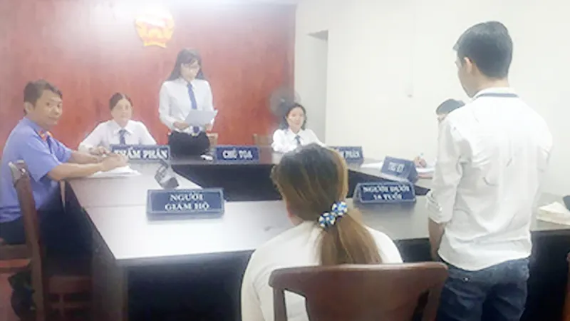 Phiên xử đầu tiên của Tòa Gia đình và người chưa thành niên TAND TPHCM . Ảnh: ÁI CHÂN