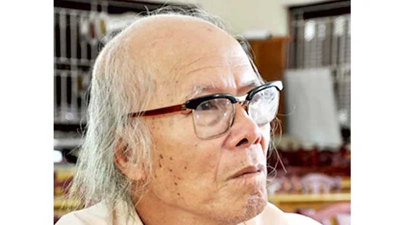 Nhà thơ Thanh Tùng