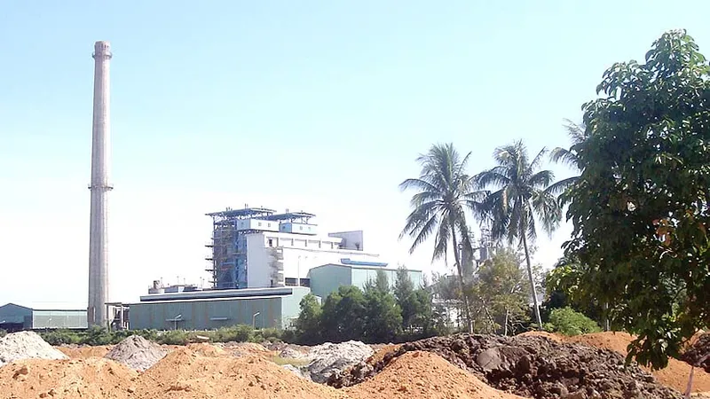 Các công trình còn dở dang phía sau Nhà máy Soda Chu Lai