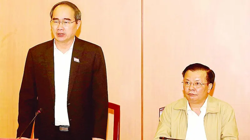  Bí thư Thành ủy TPHCM Nguyễn Thiện Nhân và Bộ trưởng Bộ Tài chính Đinh Tiến Dũng chủ trì cuộc làm việc giữa Thành ủy, UBND và Đoàn đại biểu Quốc hội TPHCM với Bộ Tài Chính